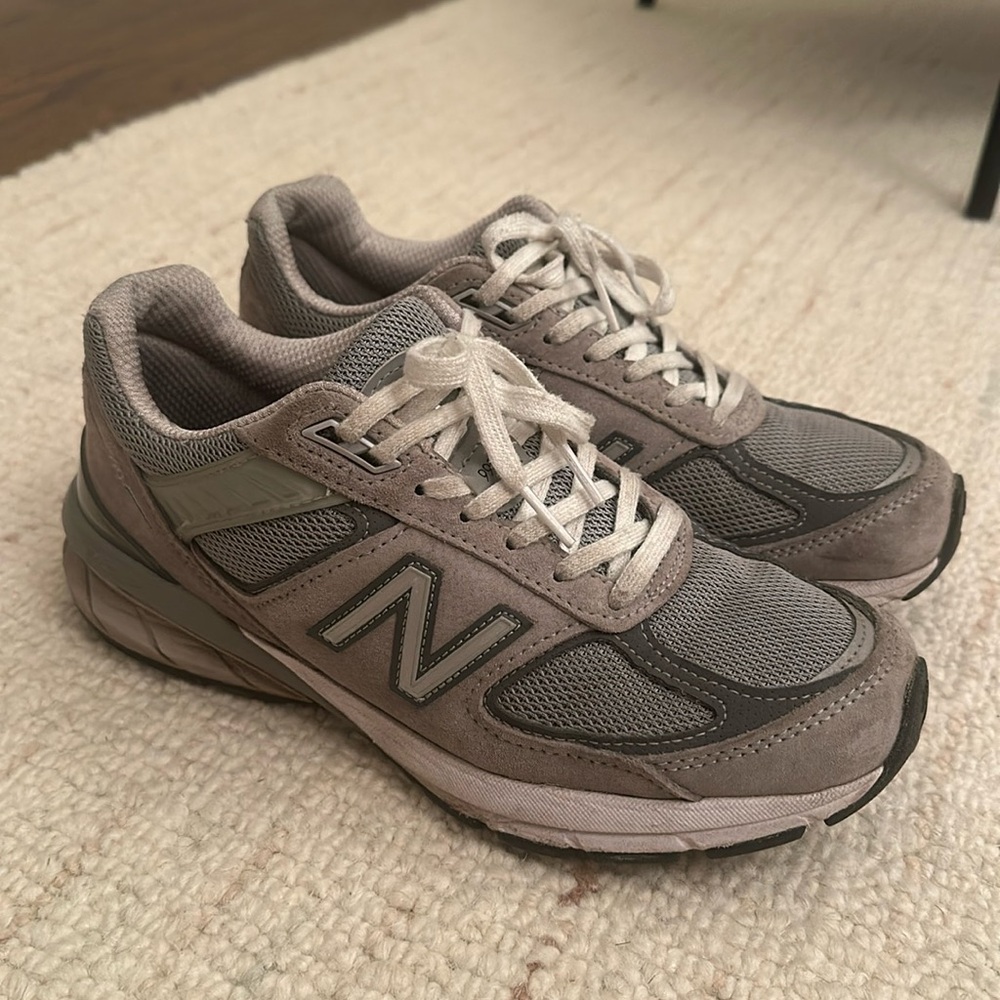 New Balance Made in USA 990v5 Core Sneakers Grey
